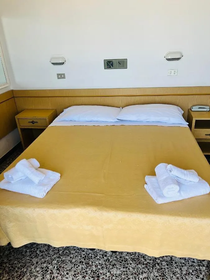 Hotel Columbia Frontemare Rimini