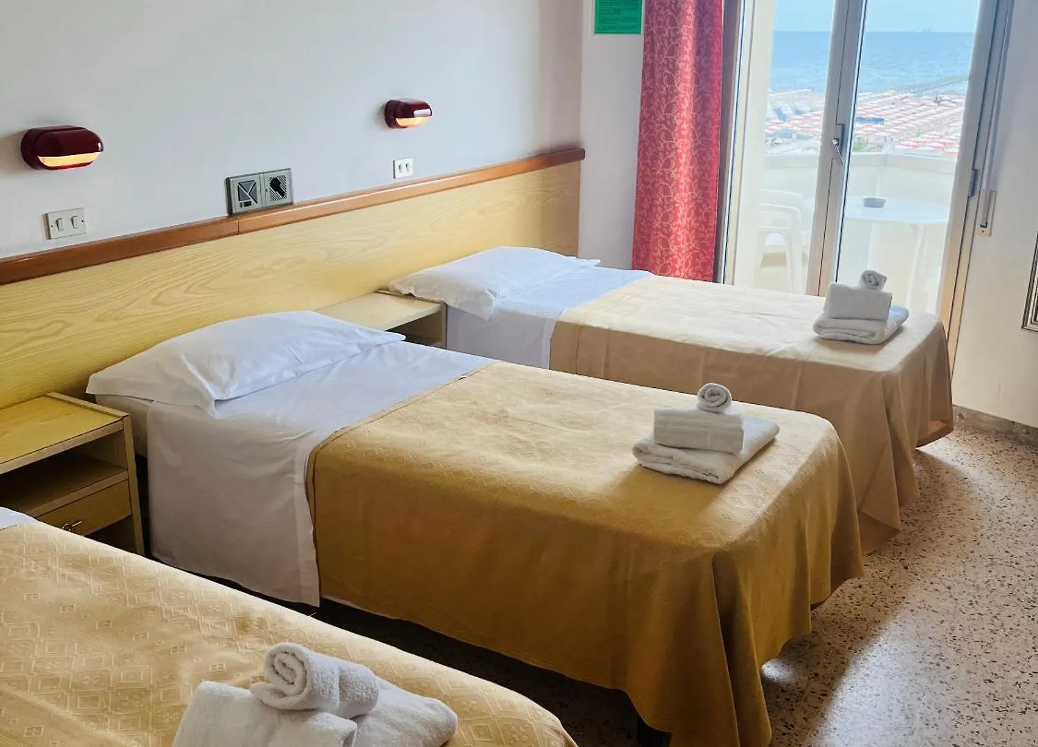 Hotel Columbia Frontemare Rimini